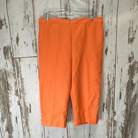 Alfred Dunner Orange Capris w/ Buttons on Leg size 14 - Picture 1 of 3
